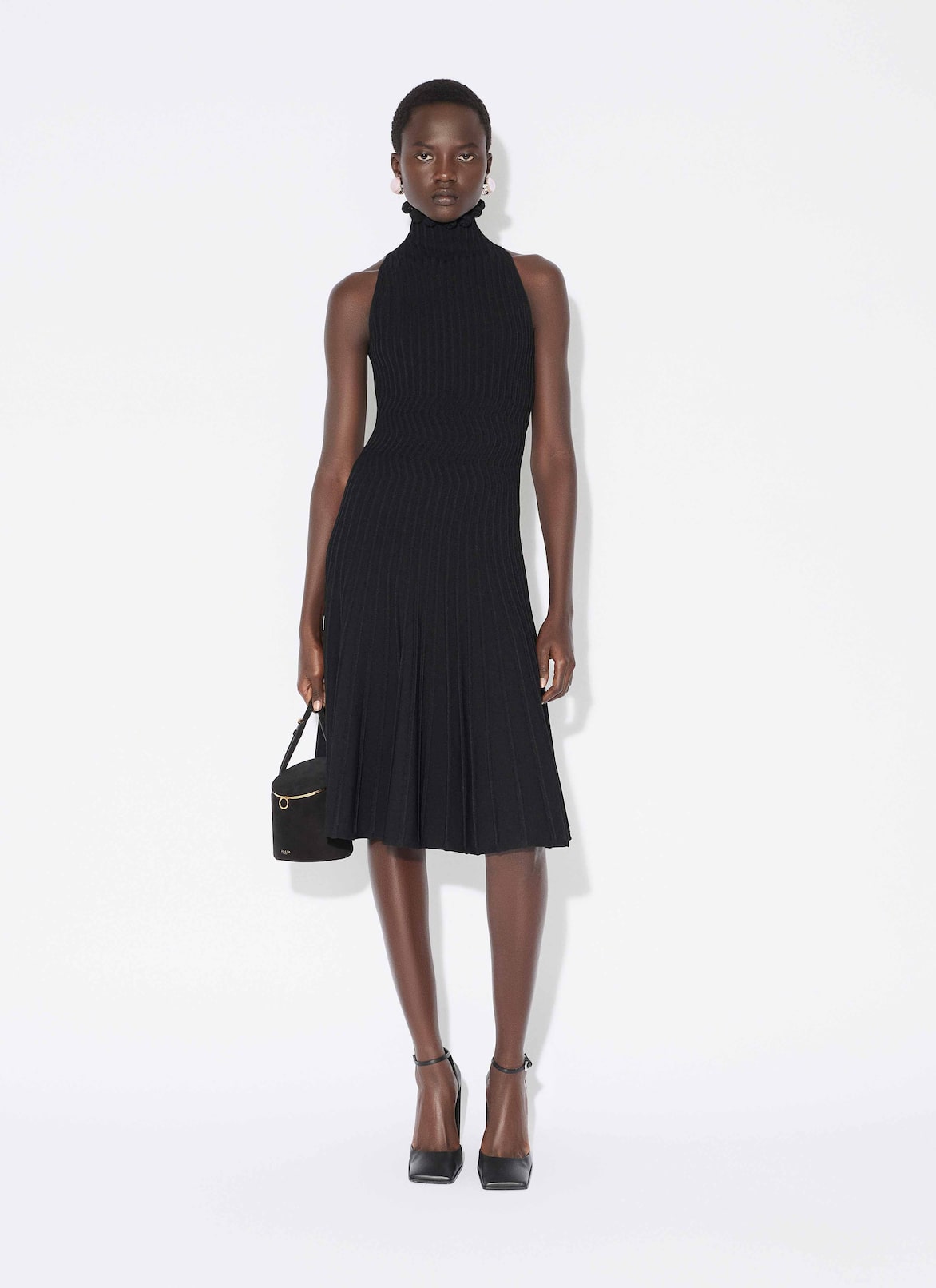 RIBBED KNIT CURLED HIGH NECK DRESS ALAÏA BLACK RIBBED KNIT CURLED HIGH NECK DRESS